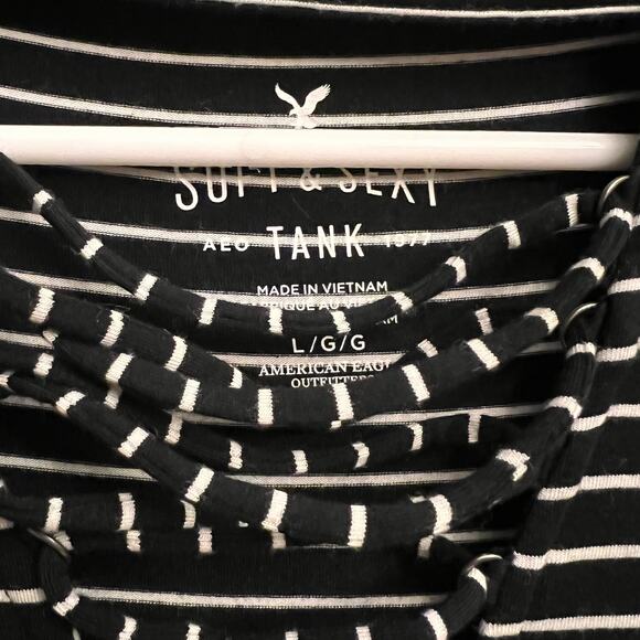 American Eagle Black White Pinstripe Sleeveless Soft & Sexy Tank Size Large - Picture 3 of 9